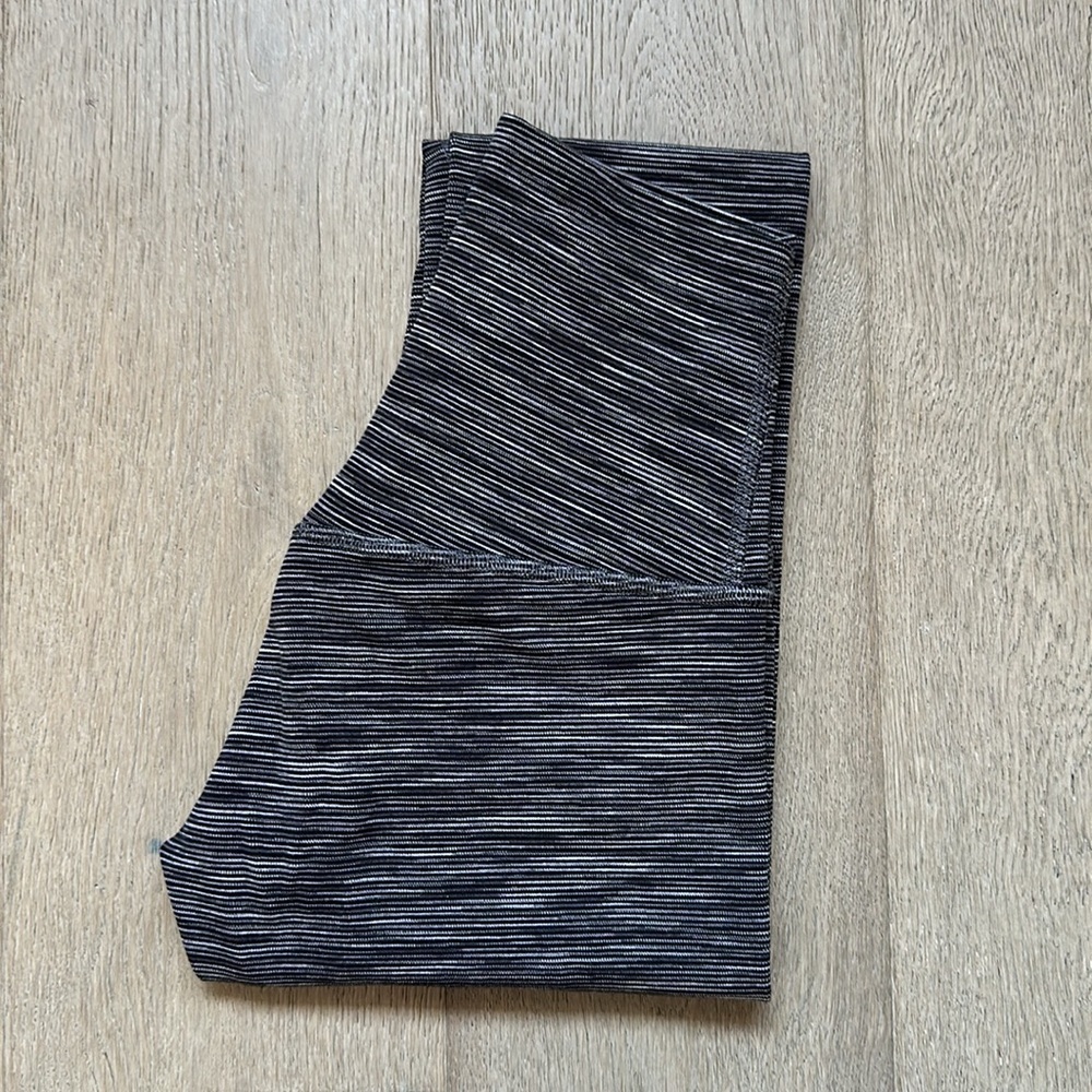 EUC align hr pant 25" wee are from space dark carbon ice grey size 0 lululemon